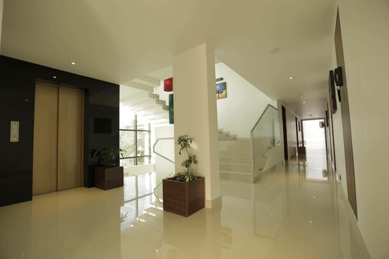 Park Connect Hotel Kochi Exterior photo